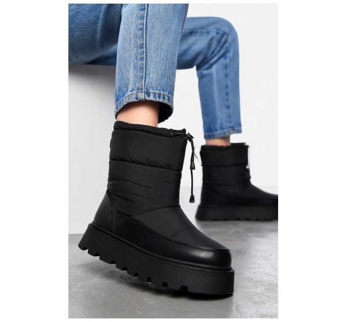 Дутики жіночі на хутрі чорного кольору 197557L