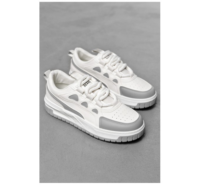 Кросівки чоловічі білого кольору на шнурівці 198371L