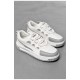 Кросівки чоловічі білого кольору на шнурівці 198371L