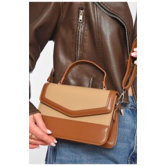 Сумка женская из экокожи светло-коричневого цвета 199614L