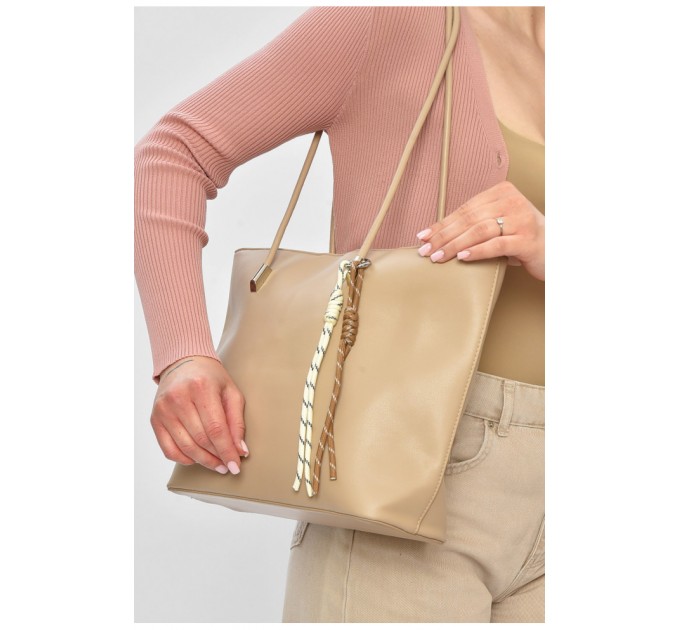 Сумка женская из экокожи бежевого цвета 201806L
