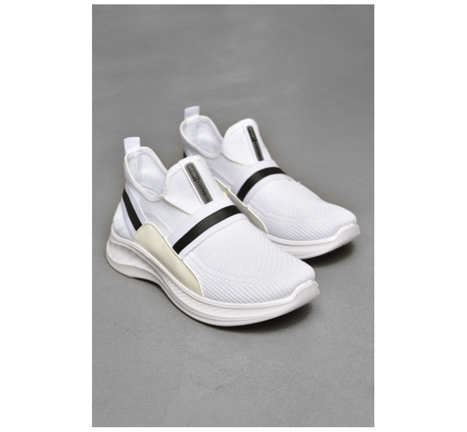 Кросівки чоловічі білого кольору текстиль 205081L