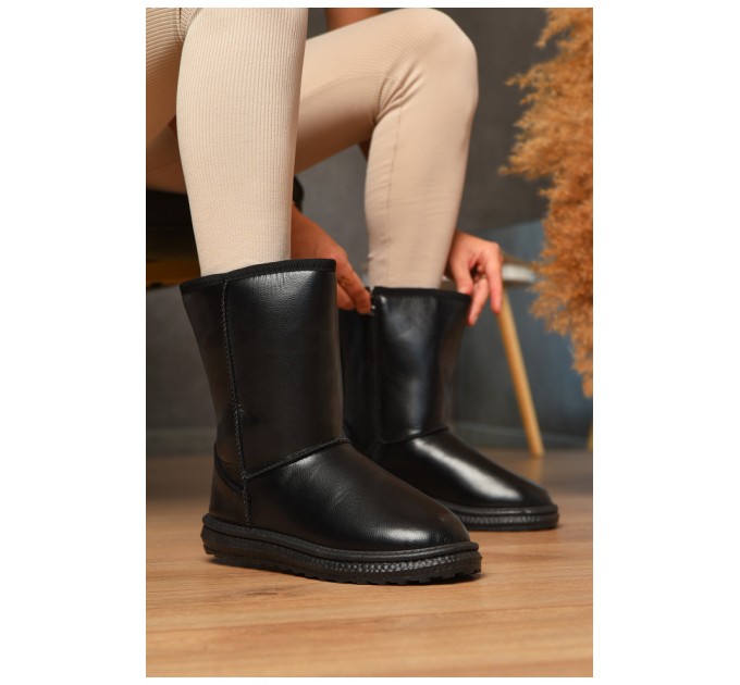 Угги женские на меху черного цвета 205235L