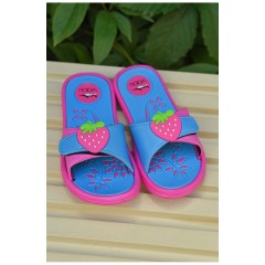 Шльопанці дитячі для дівчинки рожевого кольоу з полуницею 160098L