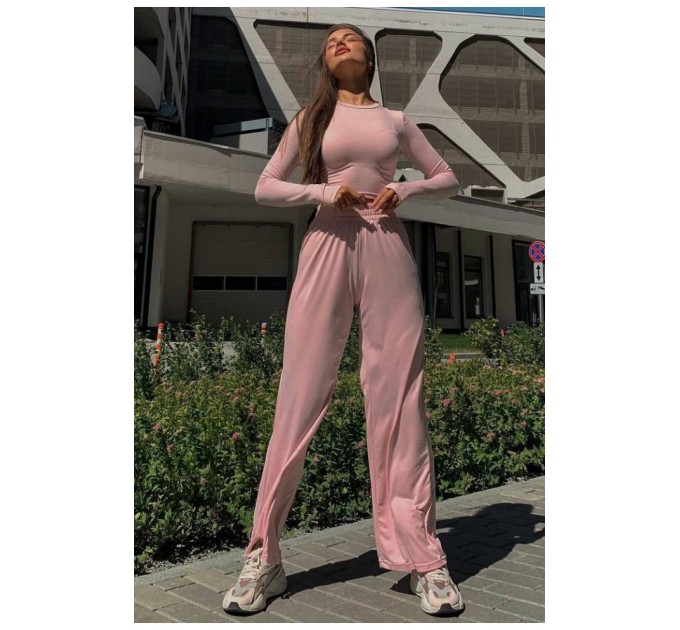 Костюм женский розового цвета 177320L