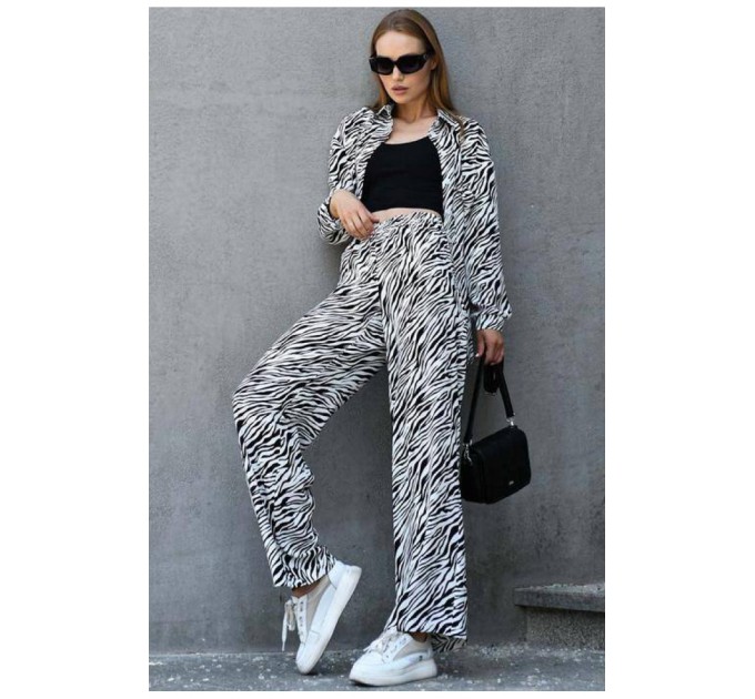 Костюм женский белого цвета 177372L