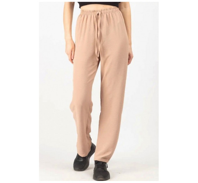 Летние брюки из ткани жатка бежевого цвета 179210L