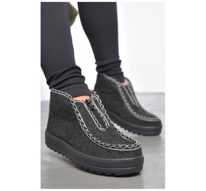 Бурки жіночі на хутрі чорно-сірого кольору 187713L