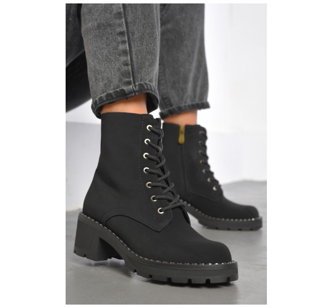 Ботинки женские демисезонные черного цвета 191389L