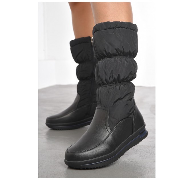 Чоботи жіночі зимові чорного кольору 191946L