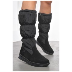 Чоботи жіночі зимові чорного кольору 191947L