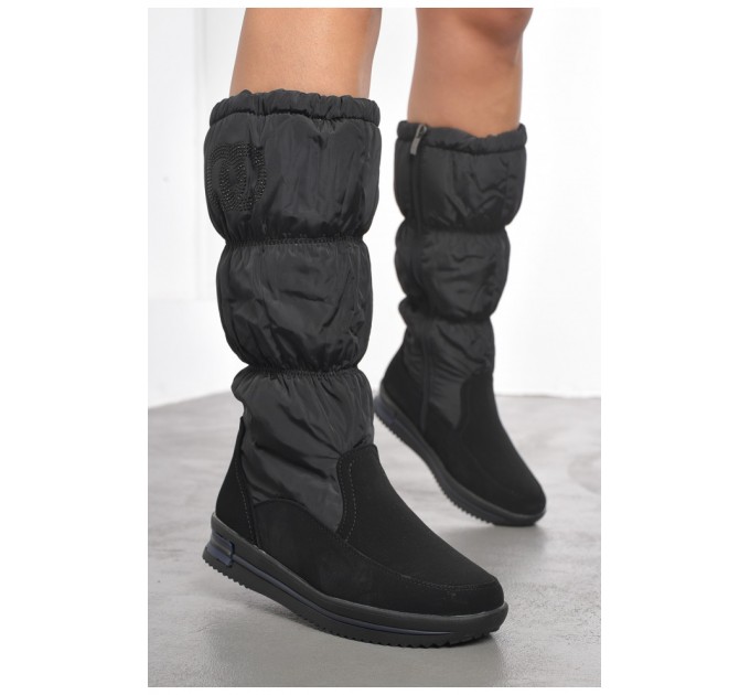 Чоботи жіночі зимові чорного кольору 191947L