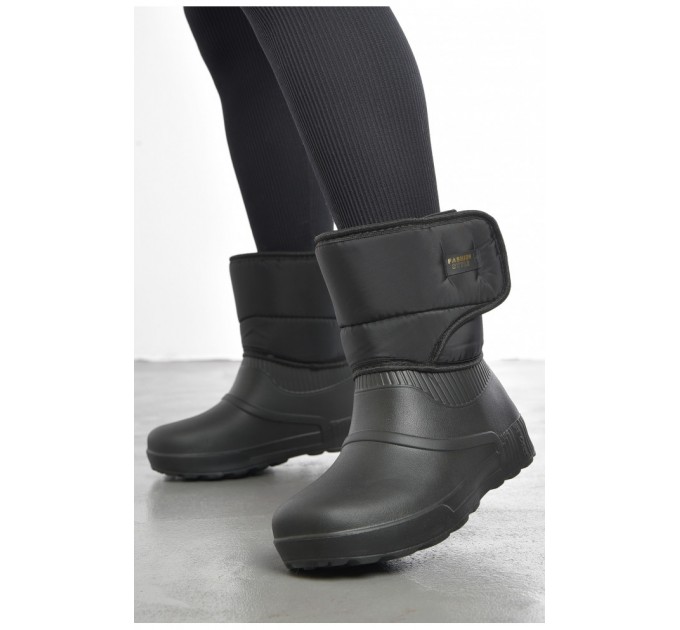 Дутики жіночі на хутрі чорного кольору 193505L