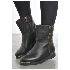 Напівчоботи жіночі зимові чорного кольору на хутрі 193523L