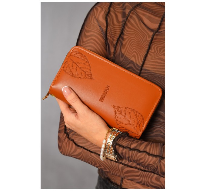 Гаманець жіночий з екошкіри коричневого кольору 193623L