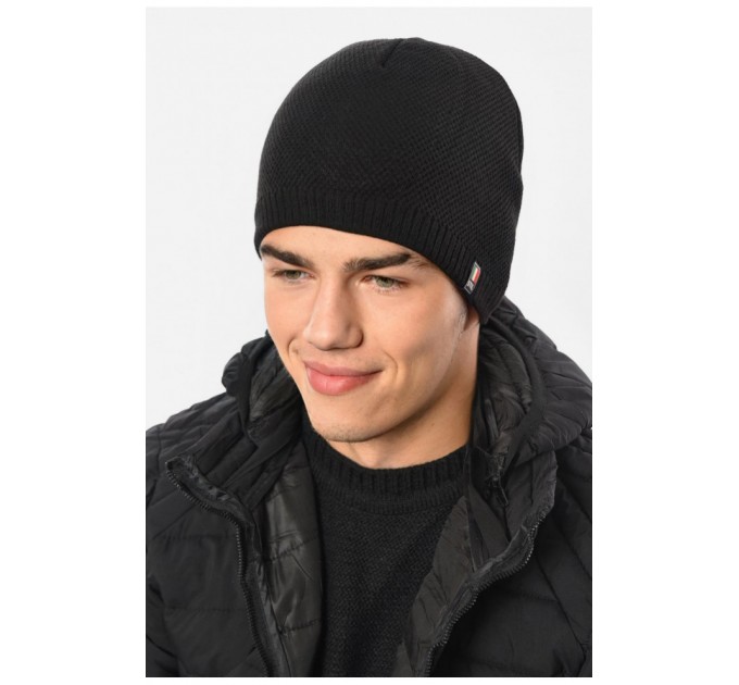 Мужская шапка на флисе черного цвета 193776L
