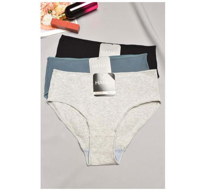 Набір жіночих трусів напівбатальних 3 штуки 195501L