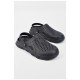 Крокси чоловічі чорного кольору 196195L