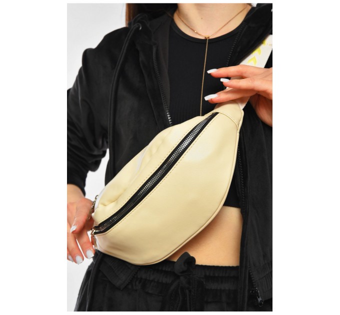 Бананка женская однотонная из экокожи бежевого цвета 201197L