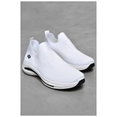 Кроссовки мужские белого цвета 201790L