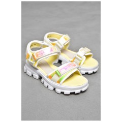 Босоніжки для дівчинки жовтого кольору 202070L