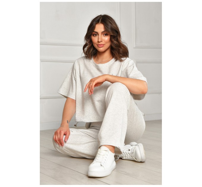 Спортивний костюм жіночий сірого кольору 204510L