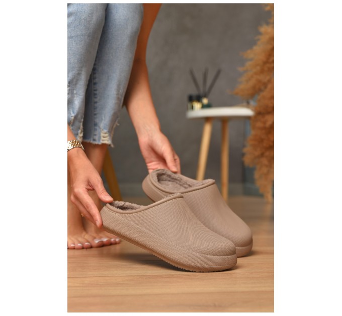 Калоші жіночі без задника утеплені бежевого кольору 204893L