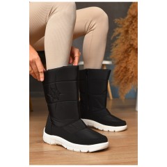 Дутики жіночі на хутрі чорно-білого кольору 205604L Дутики жіночі на хутрі чорно-білого кольору 205604L