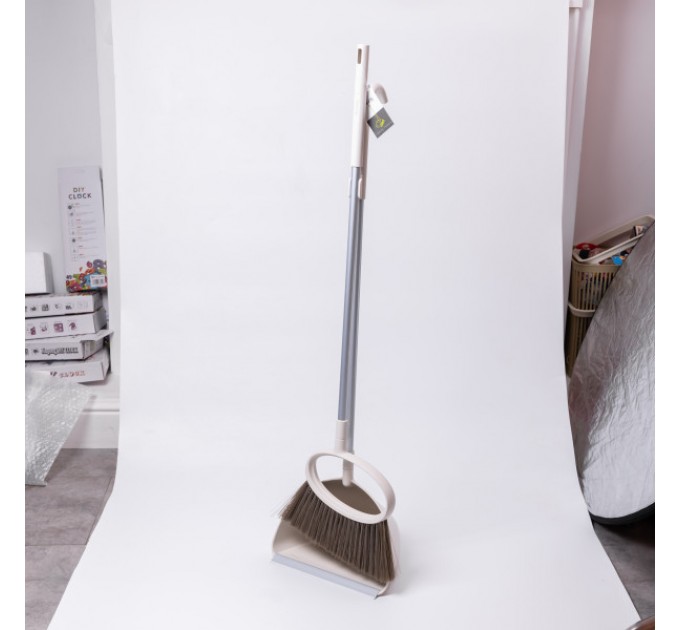 Набір для прибирання щітка та совок з довгою ручкою 71 см, білий