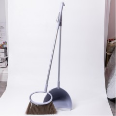 Набір для прибирання щітка та совок з довгою ручкою 71 см, бузковий