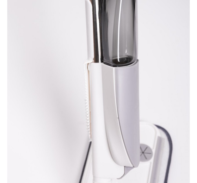 Швабра с распылителем для мытья полов