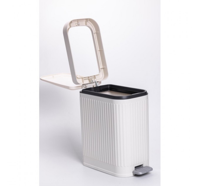 Мусорное ведро с педалью 23*15*32 см, белый