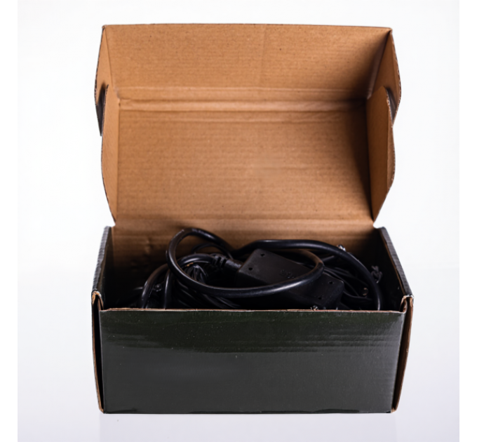 Гірлянда Бахрома вулична 105 LED 6 м від мережі чорна нитка, білий