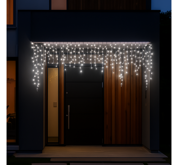 Гірлянда Бахрома вулична 105 LED 6 м від мережі чорна нитка, білий