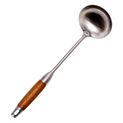 Кухонный половник Generous из нержавеющей стали с деревянной ручкой