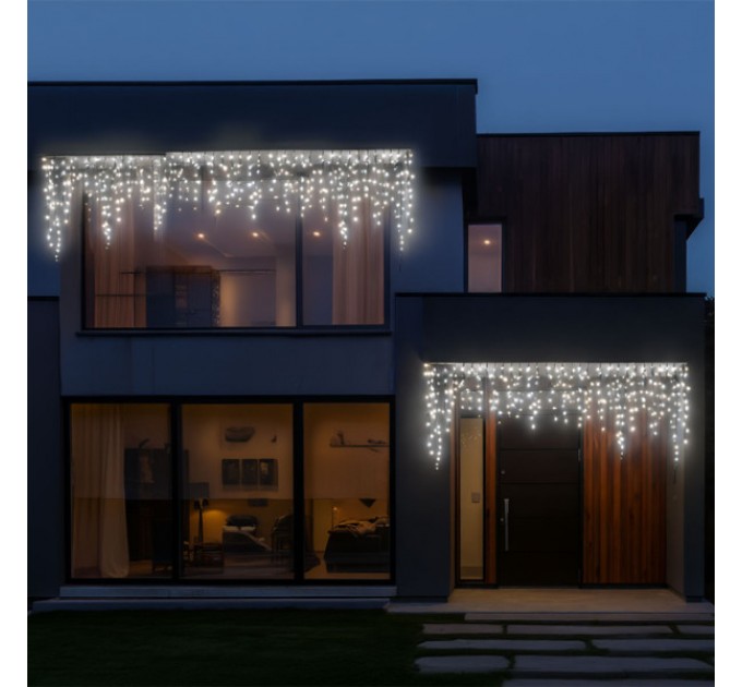 Гірлянда Бахрома вулична 600 LED 36 м від мережі чорна нитка, білий