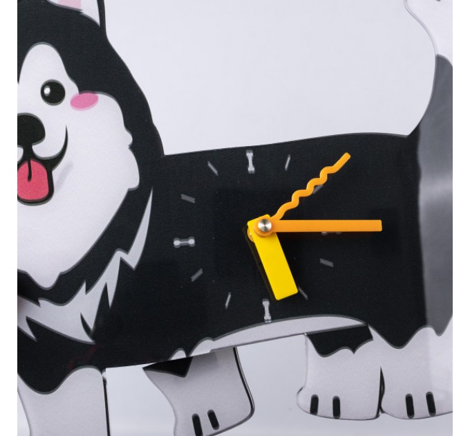 Часы настенные "Маленький друг" 42*32*5 см, черный