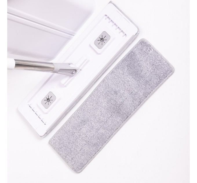 Комплект для уборки швабра и ведро.