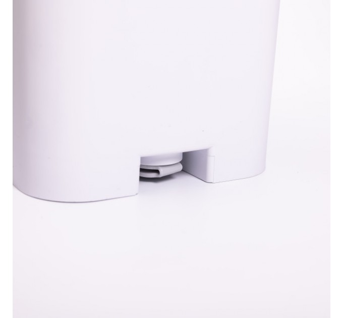 Комплект для уборки швабра и ведро.