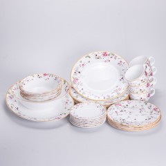 Столовий сервіз на 6 персон порцеляновий Strawberry