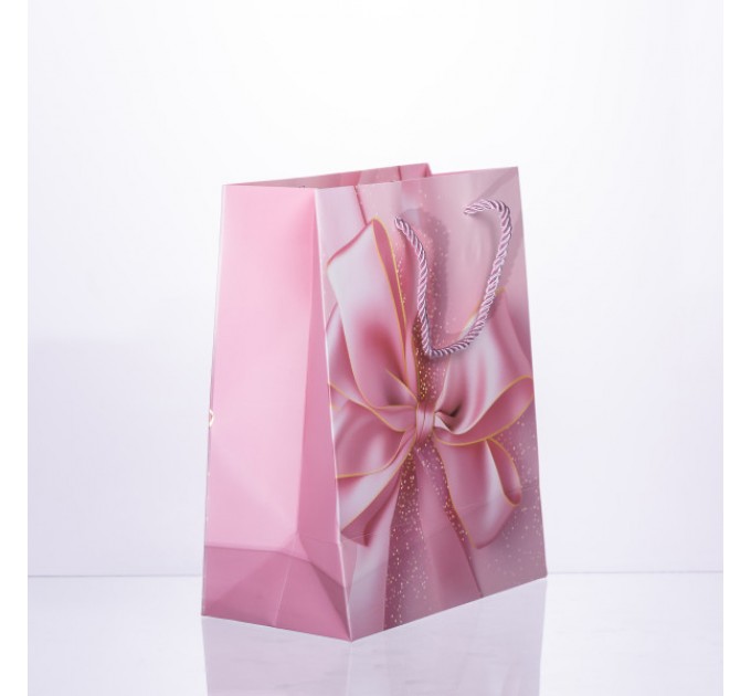 Подарочный пакет с бантом 18*10*22.5 см. 12 штук в упаковке.