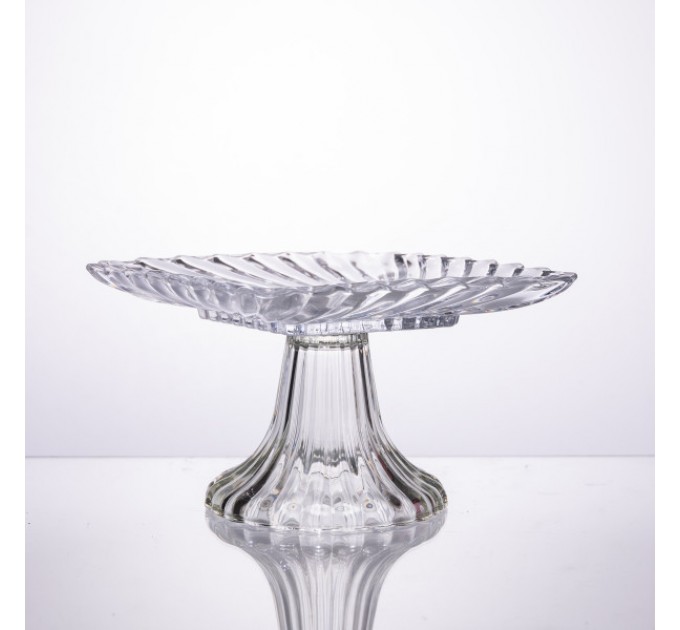 Тортівниця скляна на ніжці 16*16*9 см квадратна