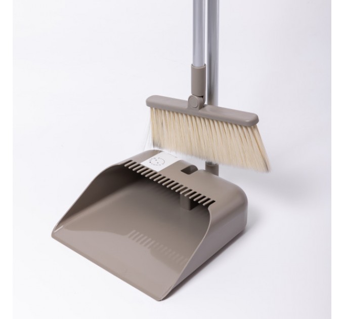 Набір для прибирання щітка та совок з довгою ручкою 82 см, сірий