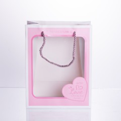 Подарунковий пакет Love 18*10*23 см 12 штук в упаковці