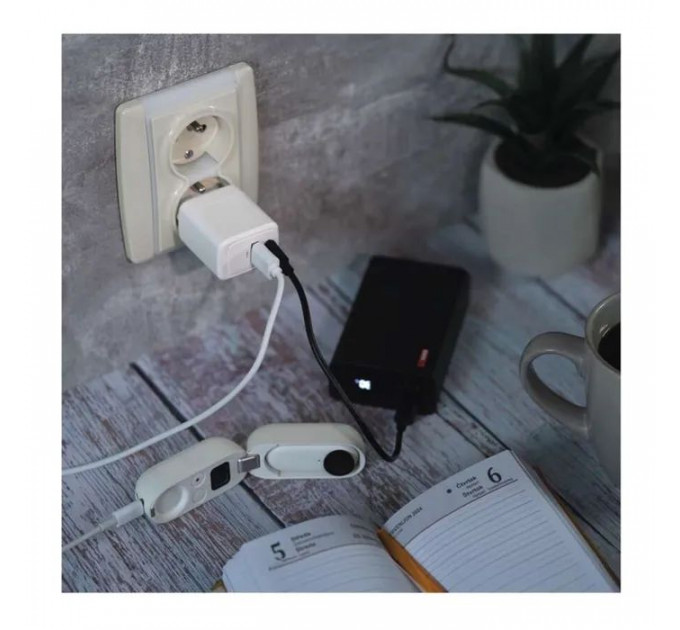 Зарядное устройство EMOS V02G20 1xUSB-A+1xUSB-C PD20W GaN (V02G20)