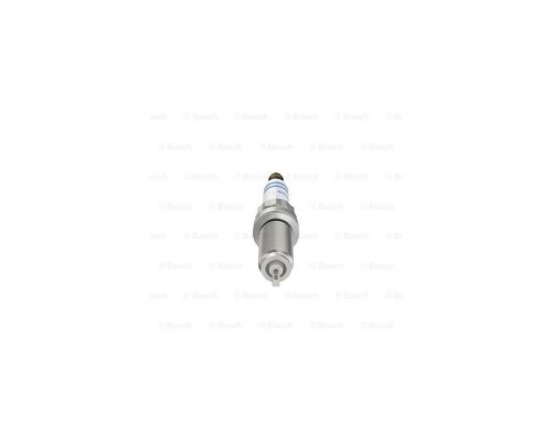 Свеча зажигания Bosch 0 242 140 543 Свеча зажигания Bosch 0 242 140 543